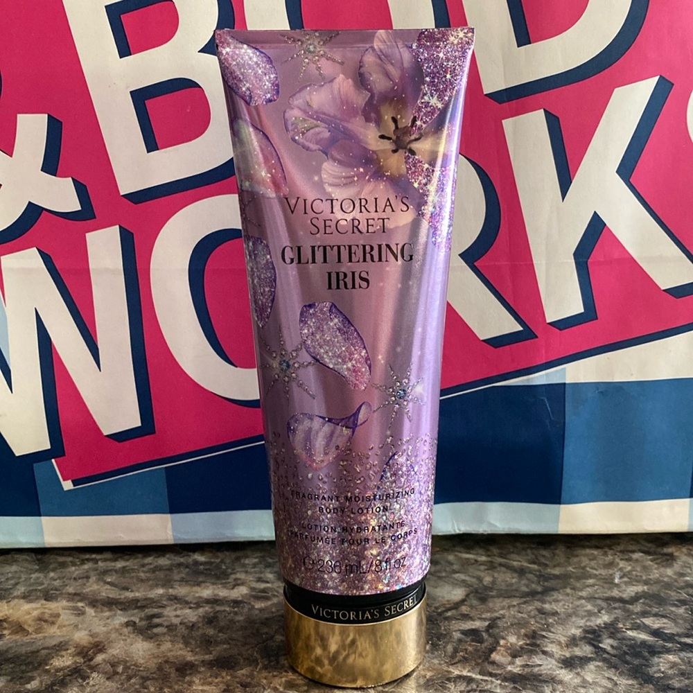 Victoria’s Secret Glittering Iris